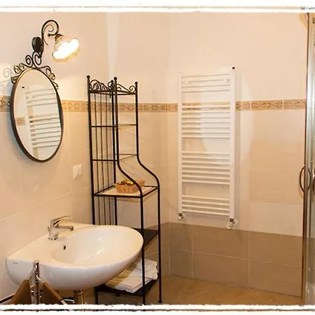 ベッド・アンド・ブレックファスト A Pastaiola チェターラ